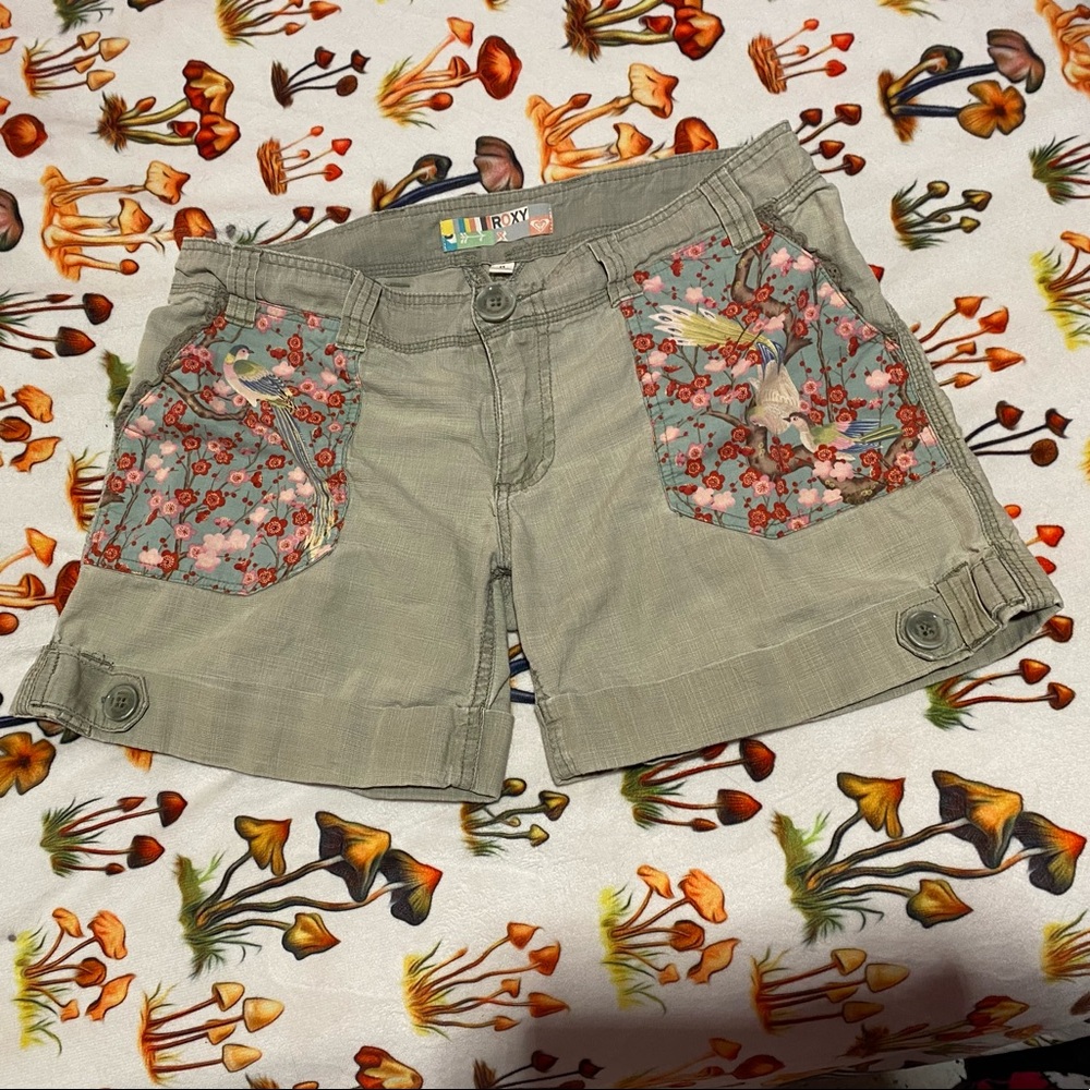 Roxy shorts